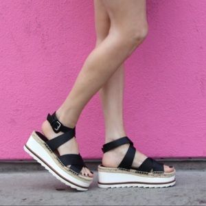 Marc Fisher Greg Platform sandals